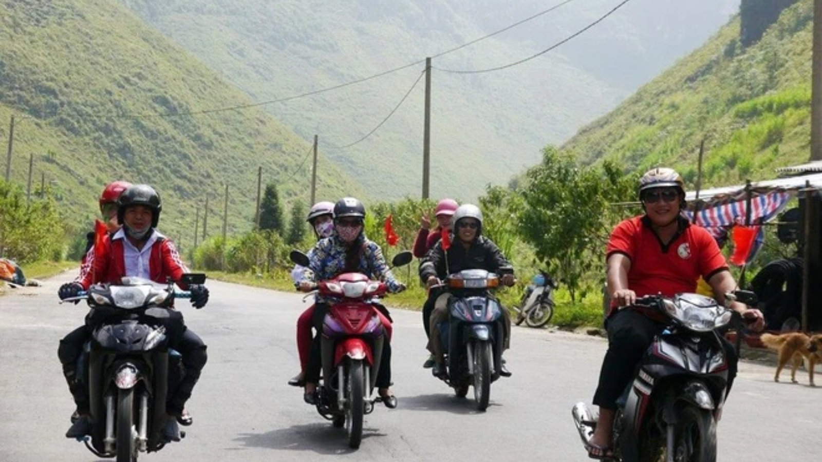 Renting motorbikes in Dong Hoi, Quang Binh (3)